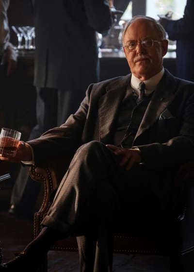 John Lithgow as E.B. Jonathan - Perry Mason Season 1 Episode 2