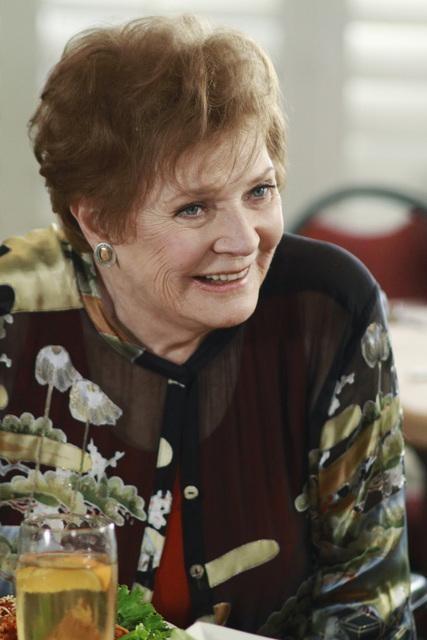 Lynette's Mom