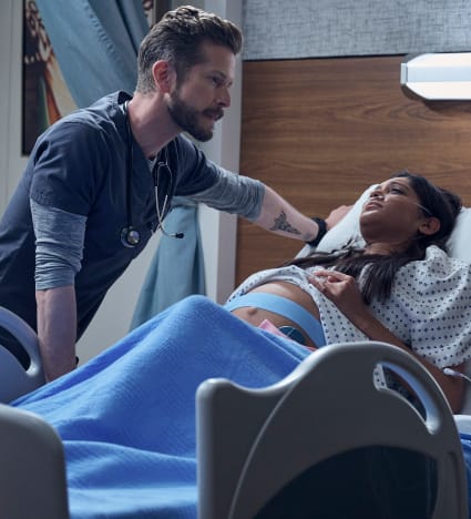 Padma's Emerency -tall - The Resident Season 6 Episode 1