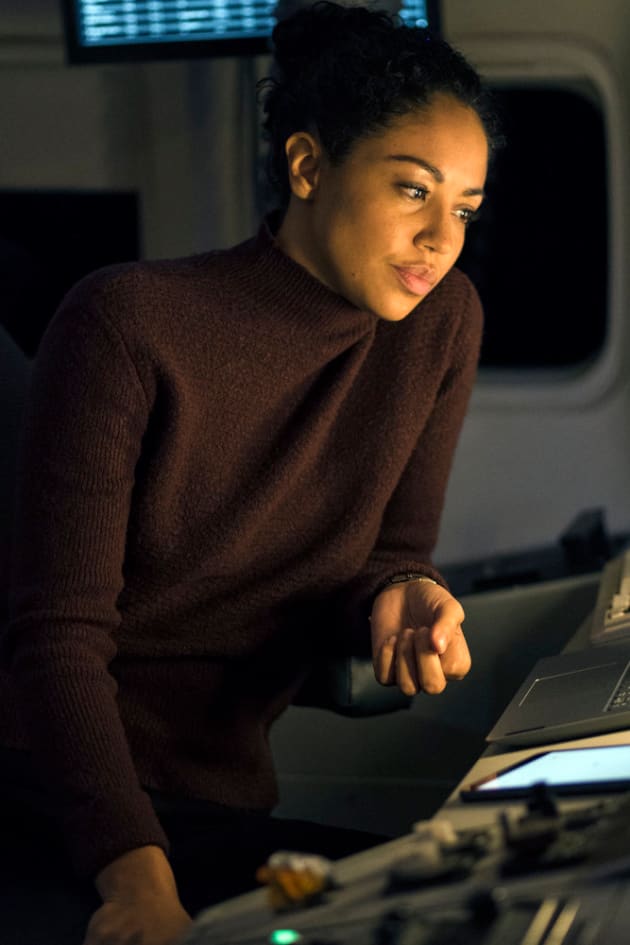 Finola Does Research - Debris Season 1 Episode 1