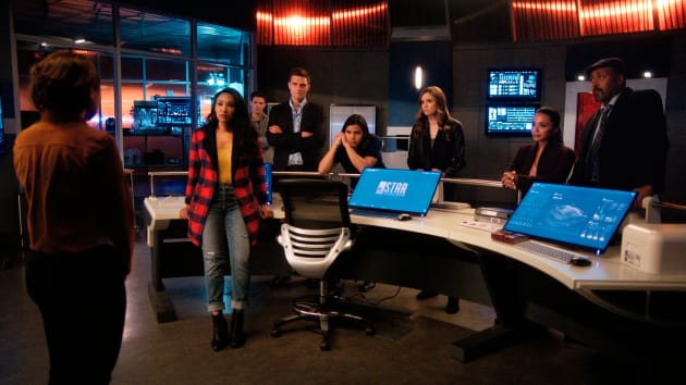 The Flash Season 5 Episode 18 Review Godspeed TV Fanatic