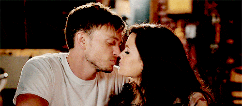 Wade and Zoe - Hart of Dixie