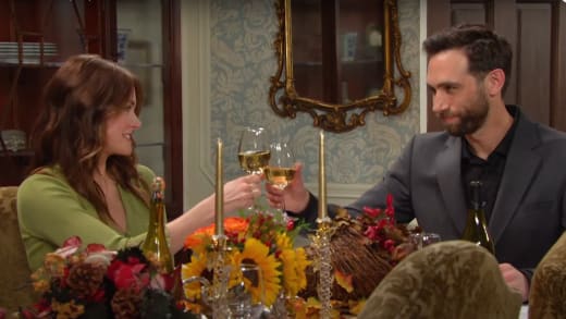 Thanksgiving at Julie's - Days of Our Lives