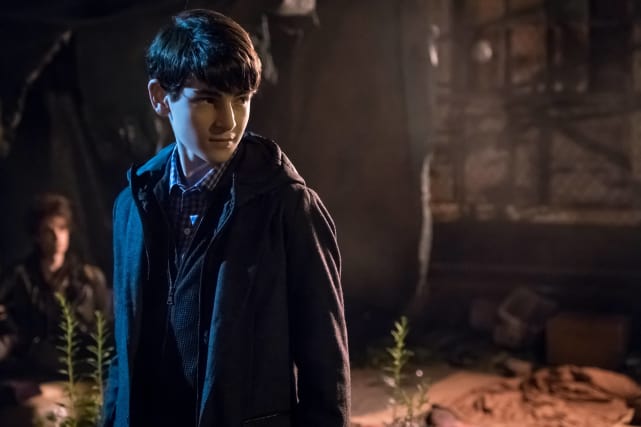 Bruce? - Gotham Season 3 Episode 3