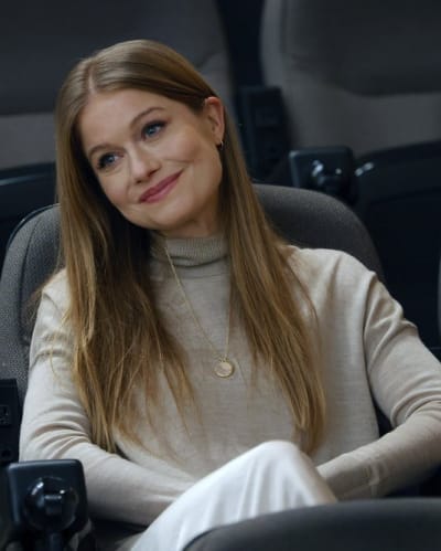 Mia - New Amsterdam Season 4 Episode 11