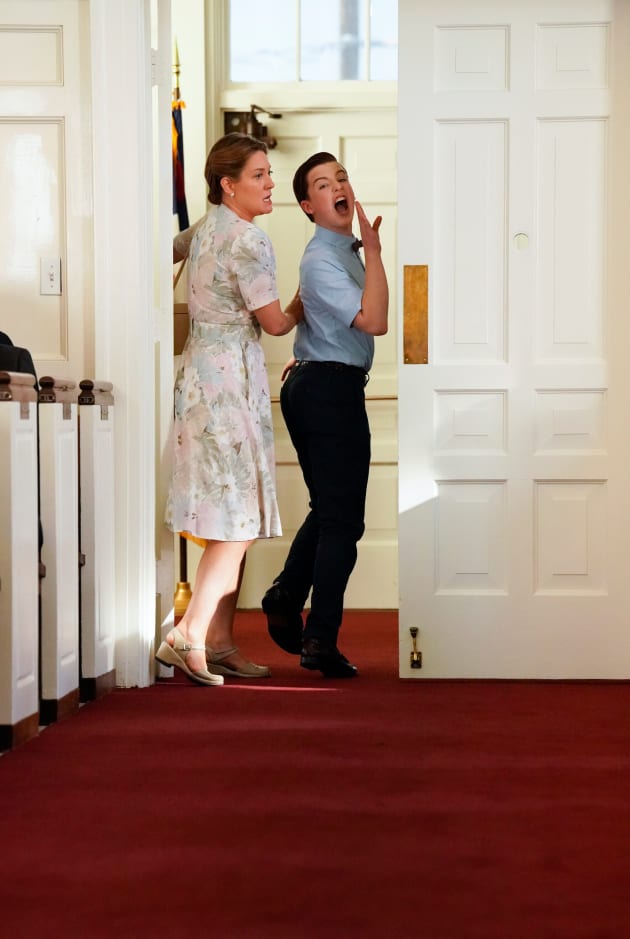 Young sheldon season store 1 full episodes