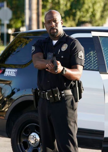 Sgt. Grey's On Patrol - The Rookie Season 2 Episode 8