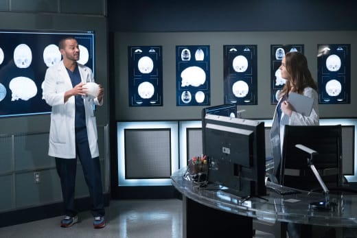 Watch greys anatomy sales season 16 episode 4