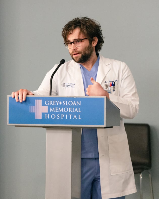 Levi Despondent - Grey's Anatomy Season 18 Episode 9