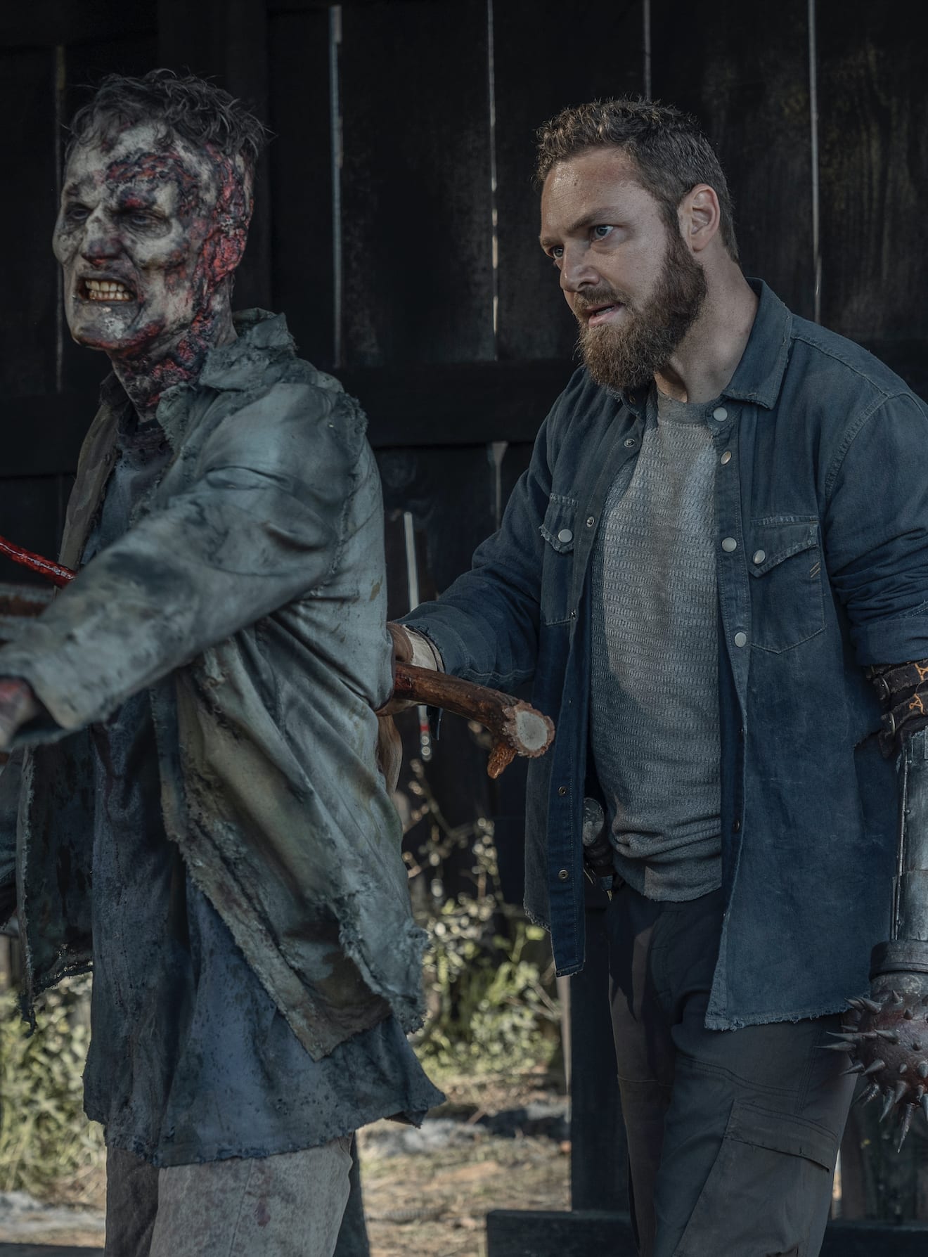 ron Goes Dark The Walking Dead Season 11 Episode 5 Tv Fanatic