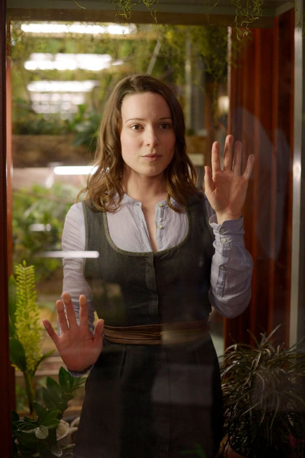Amy Remains Trapped - Helix Season 2 Episode 8