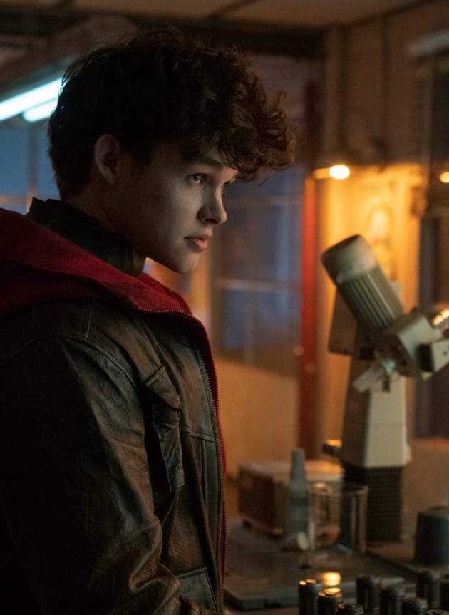 Crisis for Jason - Titans Season 3 Episode 7