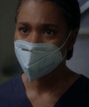 Worried Sister  - Grey's Anatomy Season 17 Episode 3