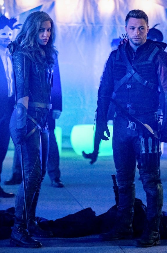 Dinah and Roy in the Glades - Arrow Season 7 Episode 16