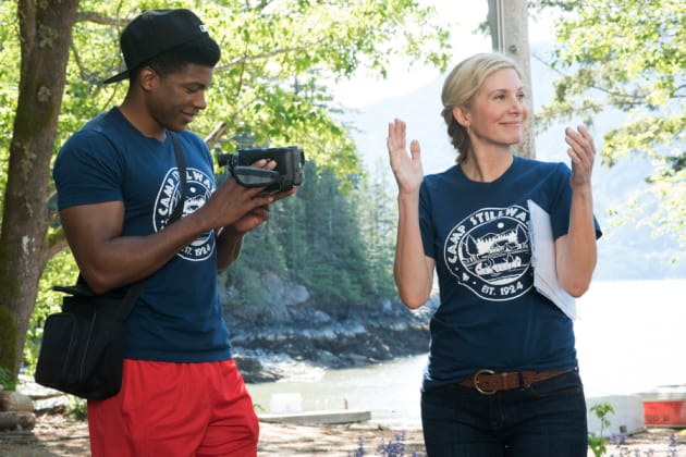 Creepy Romance? - Dead of Summer Season 1 Episode 2