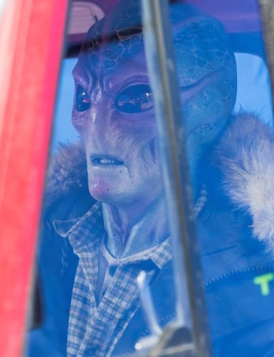 Harry Takes a Drive - Resident Alien Season 1 Episode 1