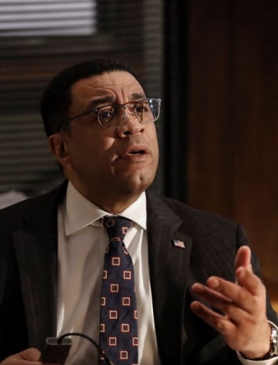 Seeking Help - The Blacklist Season 8 Episode 7