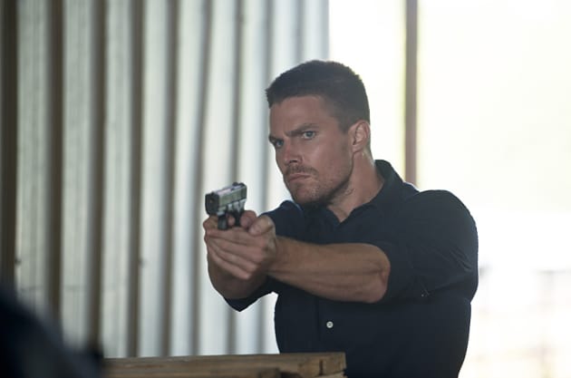 Oliver Looks Serious - Arrow Season 3 Episode 3