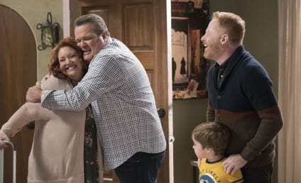 Watch modern family on sale season 10 putlocker