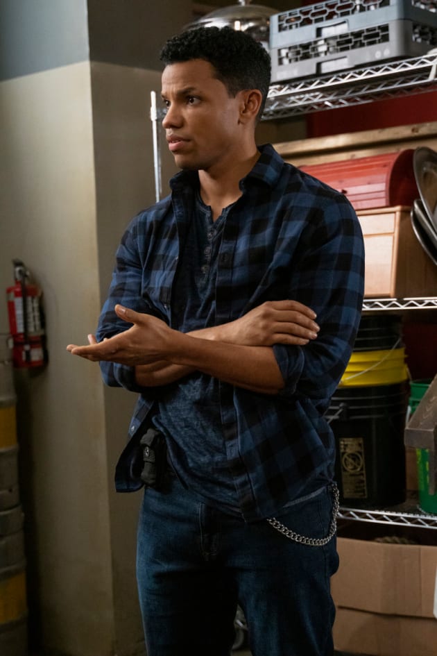 Nancy Drew Season 2 Episode 10 Review: The Spell of the ...