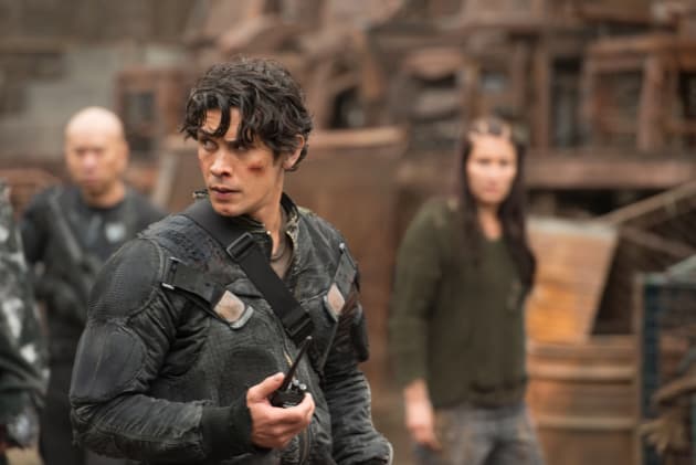 Bellamy's Past - The 100 Season 4 Episode 1