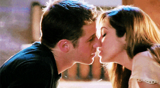 After Marissa’s death and their epic romance, it was hard to picture Ryan with anyone else. Then Taylor came along and everything changed. Their relationship just worked. It was easy and light and fun; everything a teenage romance should be.