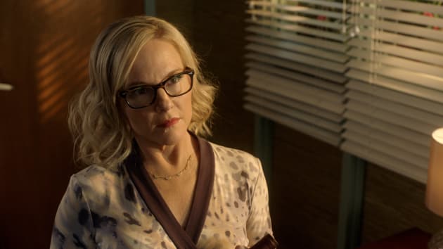 Goodbye Dr. Linda? - Lucifer Season 2 Episode 18