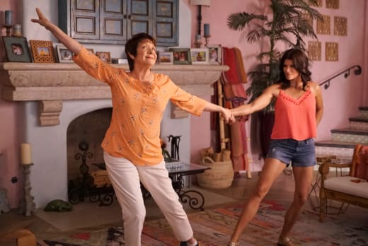 Jane the virgin new arrivals season 5 free online
