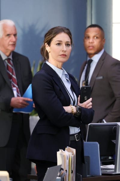 Lady Agent - The Rookie Season 4 Episode 19