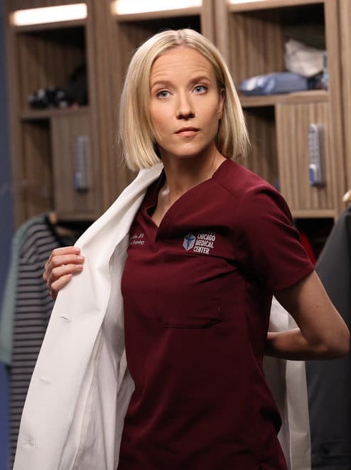 Asher Returns - Chicago Med Season 7 Episode 17 - TV Fanatic