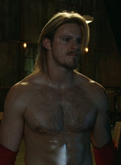 Alexander Ludwig in Heels