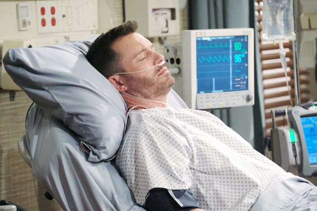 Brady Gets Shot - Days of Our Lives