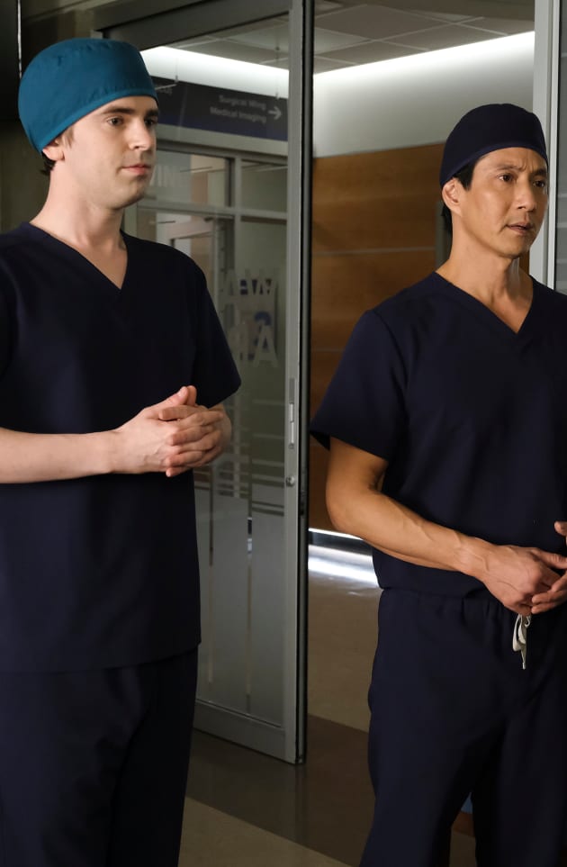 Delivering News / Tall - The Good Doctor Season 4 Episode 15
