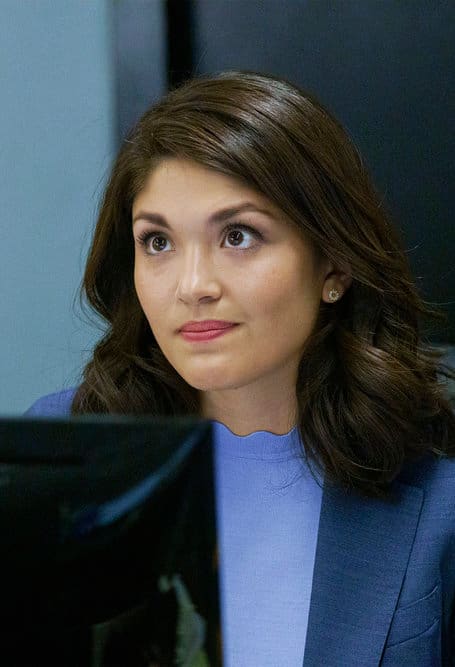 Drea at work - Manifest Season 3 Episode 1
