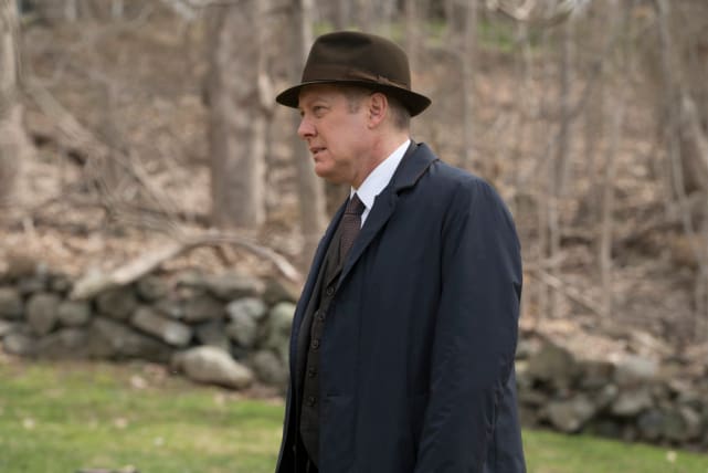 Red gets some air - The Blacklist Season 4 Episode 21