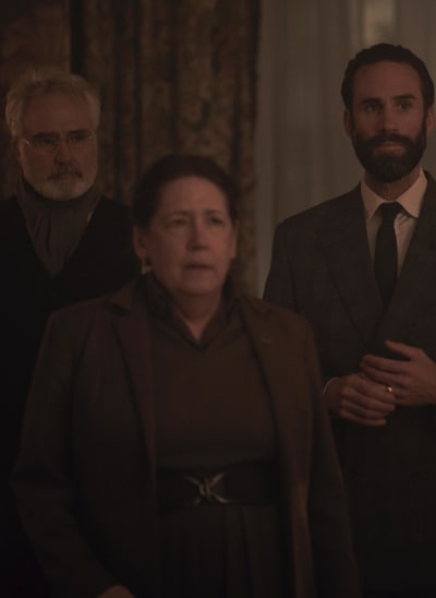Aunt Lydia Is Doing Her Job - The Handmaid's Tale Season 3 Episode 10