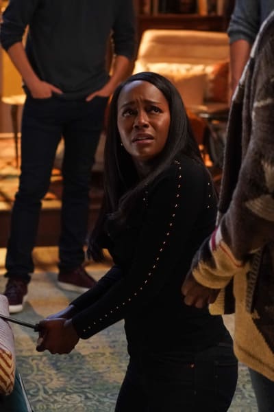 A Confusing Look - How To Get Away With Murder Season 6 Episode 1