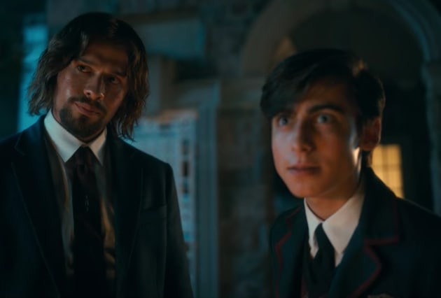 Suspicious Brothers - The Umbrella Academy Season 2 Episode 5