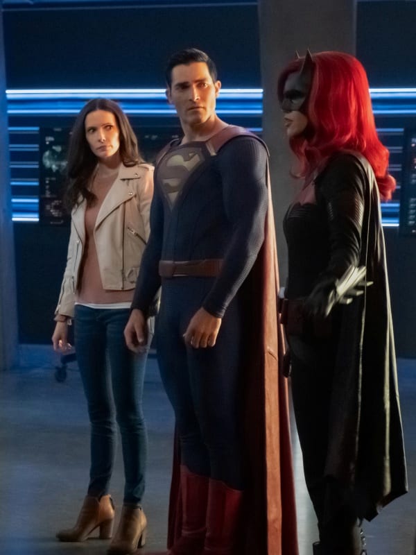 Supergirl Saison 5 Episode 9 Kate, Clark, & Lois - Supergirl Season 5 Episode 9 - TV Fanatic