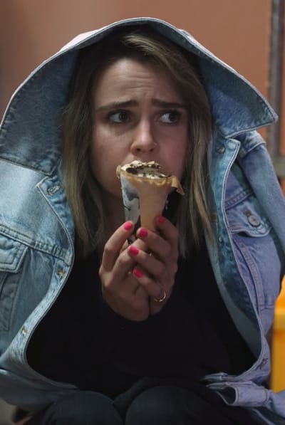 Chilly Ice Cream Cone - Good Girls Season 4 Episode 12