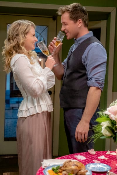 When Calls the Heart Season 6 Episode 4 Review Heart of a Mountie
