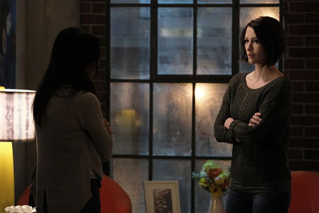Alex Hurt - Supergirl Season 2 Episode 7