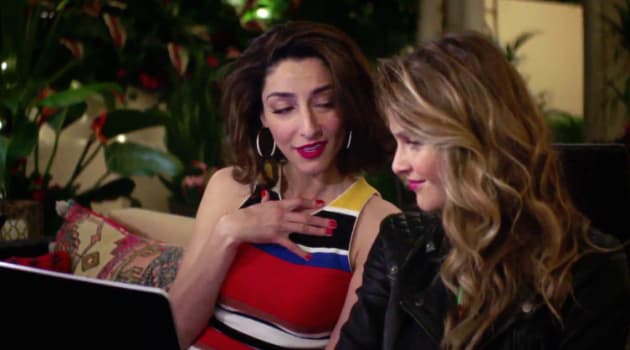 Life Changing Decisions - Girlfriends' Guide to Divorce