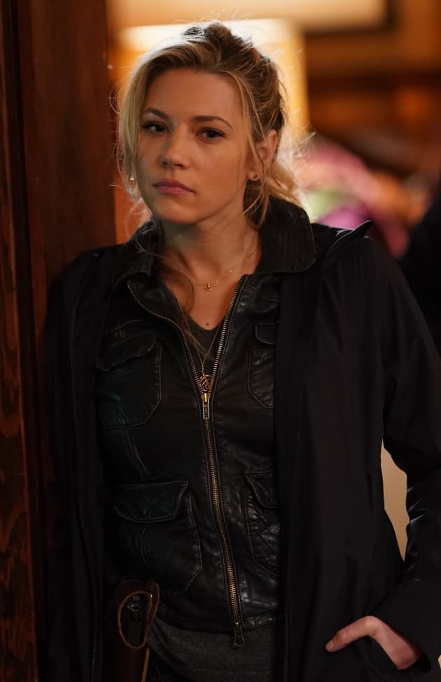 Big Sky Season 1 Episode 8 Review: The End is Near - TV Fanatic