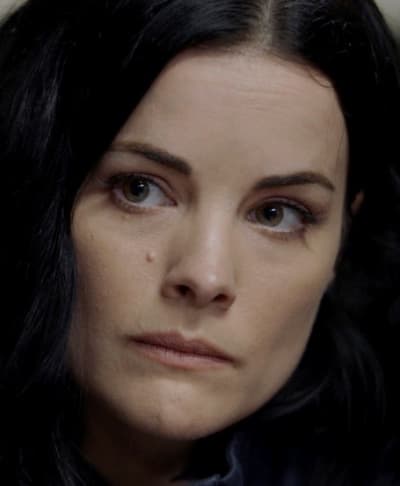 Just Out of Reach - Blindspot Season 5 Episode 8
