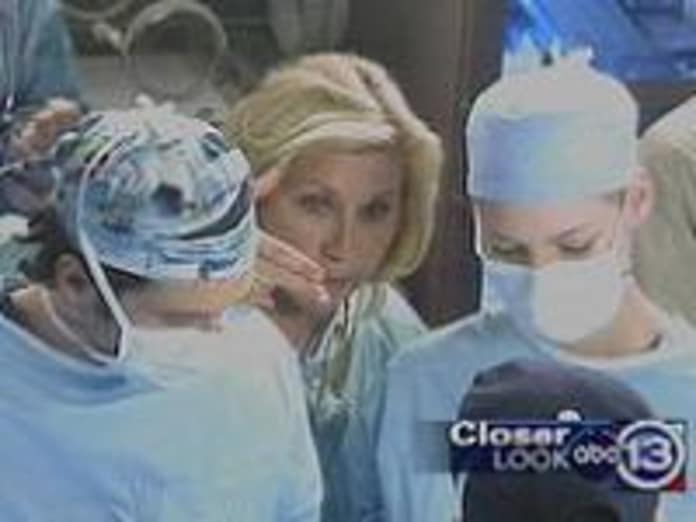 How Grey S Anatomy Keeps It Real Tv Fanatic