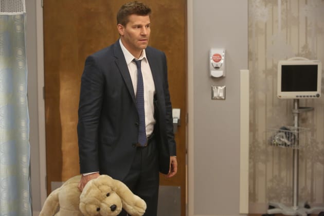 Booth Arrives to Visit Daisy in the Hospital - Bones Season 10 Episode 8