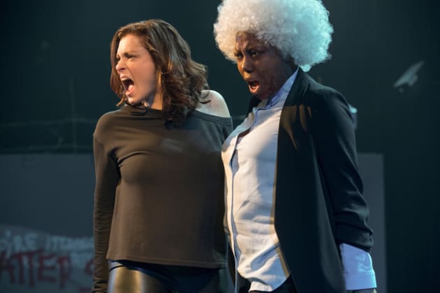 RENT the Zombie Musical! - iZombie Season 4 Episode 6