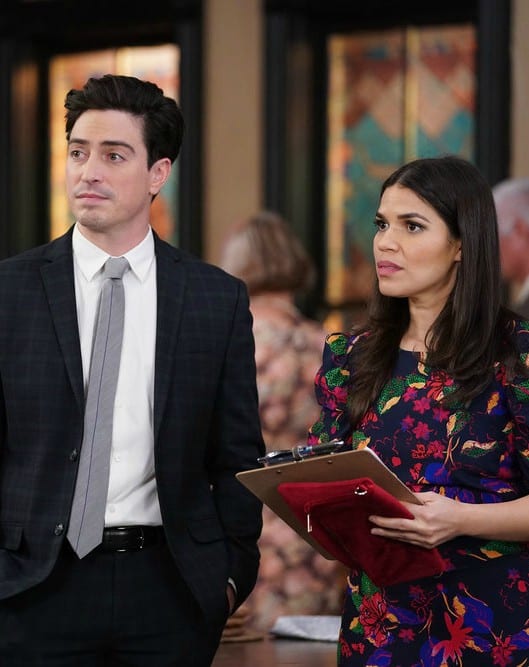 Amy and Jonah - Superstore Season 5 Episode 14 - TV Fanatic - What Episode Do Amy And Jonah Get Together