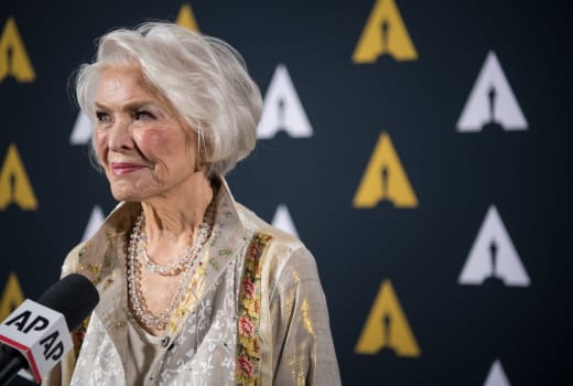 Ellen Burstyn Attends Event